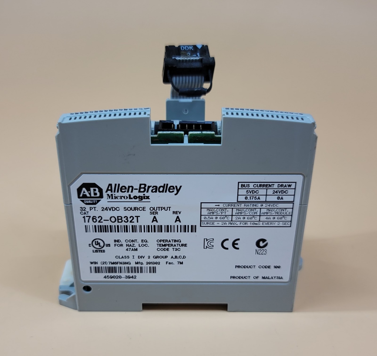 Allen Bradley 1762-OB32T Series Micro Logix