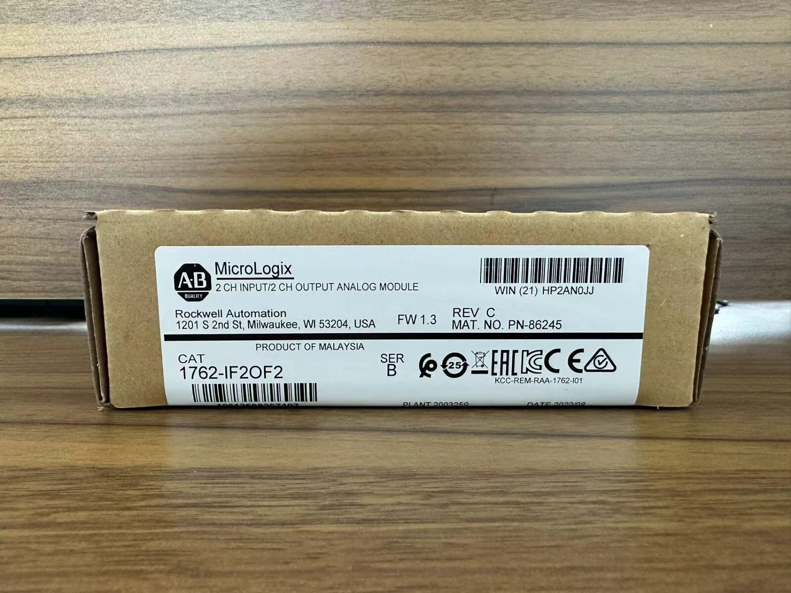 1762-IF2OF2 New Allen-Bradley AB SER B MicroLogix 1200 I/O Module 1762IF2OF2