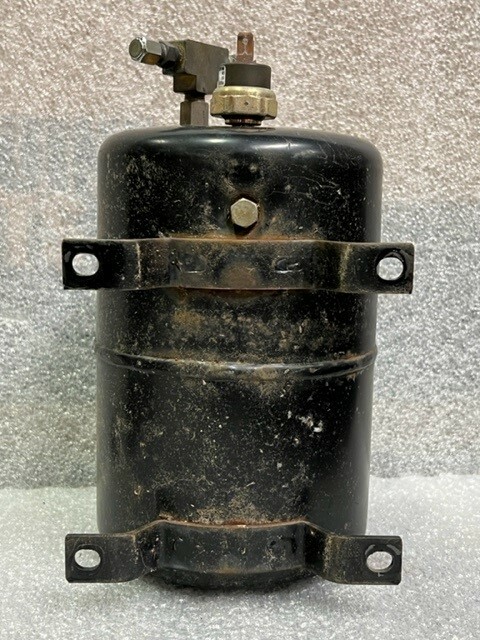 Wolo 800 Tiger Air Tank & Air Compressor 12 Volt