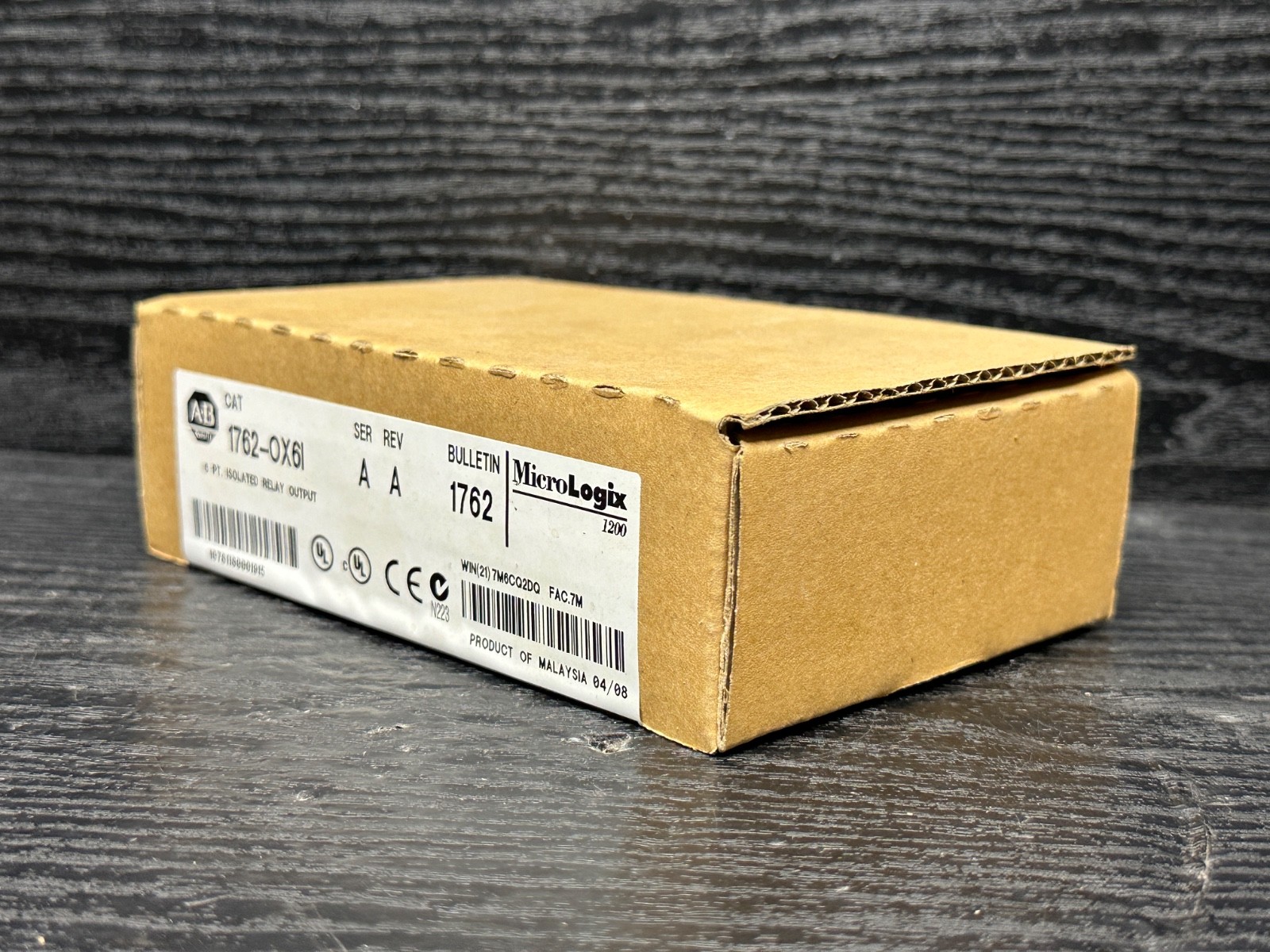 Surplus Sealed Allen Bradley 1762-OX6I 1762-0X61 MicroLogix 1200 Output Module