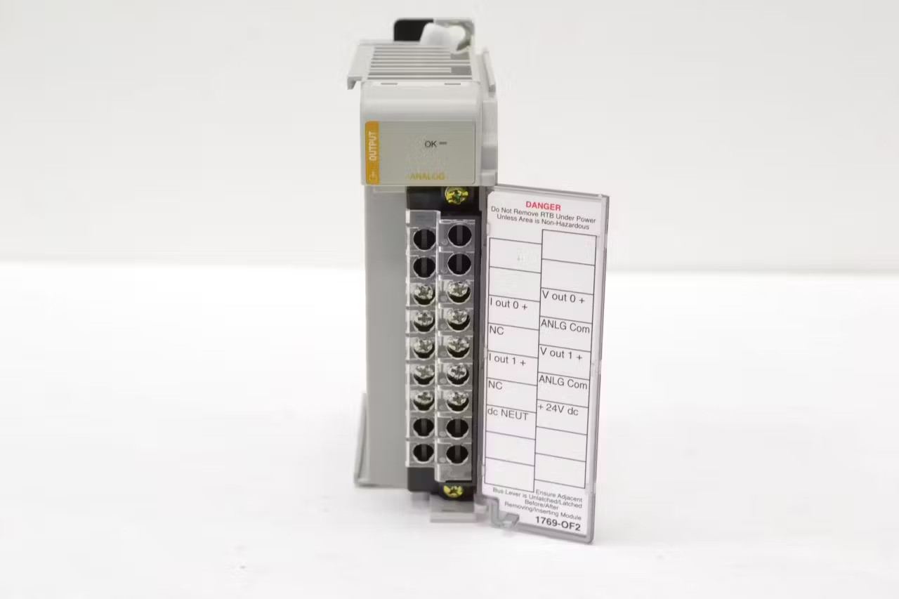 Allen Bradley 1769-OF2 Compact I/o Analog Output Module Ser B