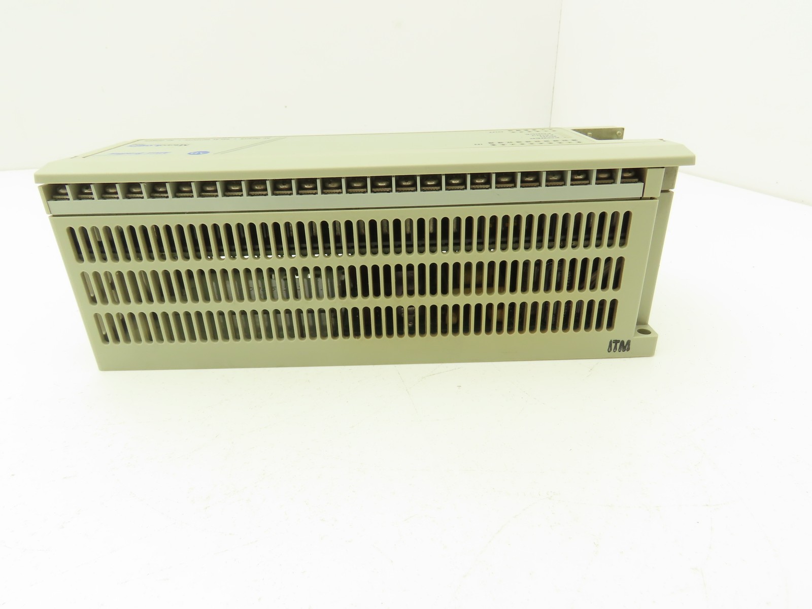 Allen Bradley 1761-L32AWA MicroLogix 1000 PLC Controller 100-240VAC Series E