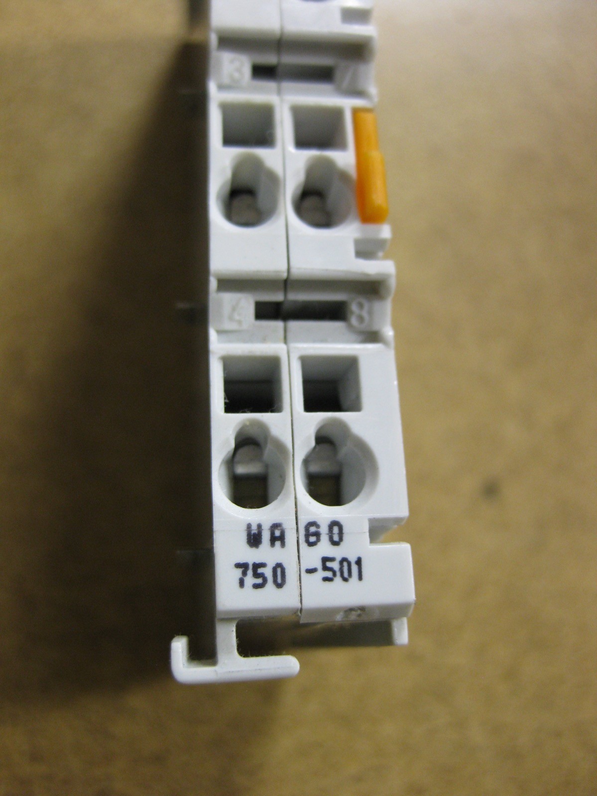 Wago 750-501 2 Channel Digital Ouput MODULE for I/O System 750501 24VDC