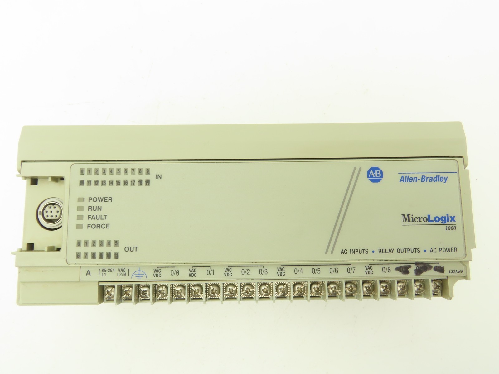 Allen Bradley 1761-L32AWA MicroLogix 1000 PLC Controller 100-240VAC Series E