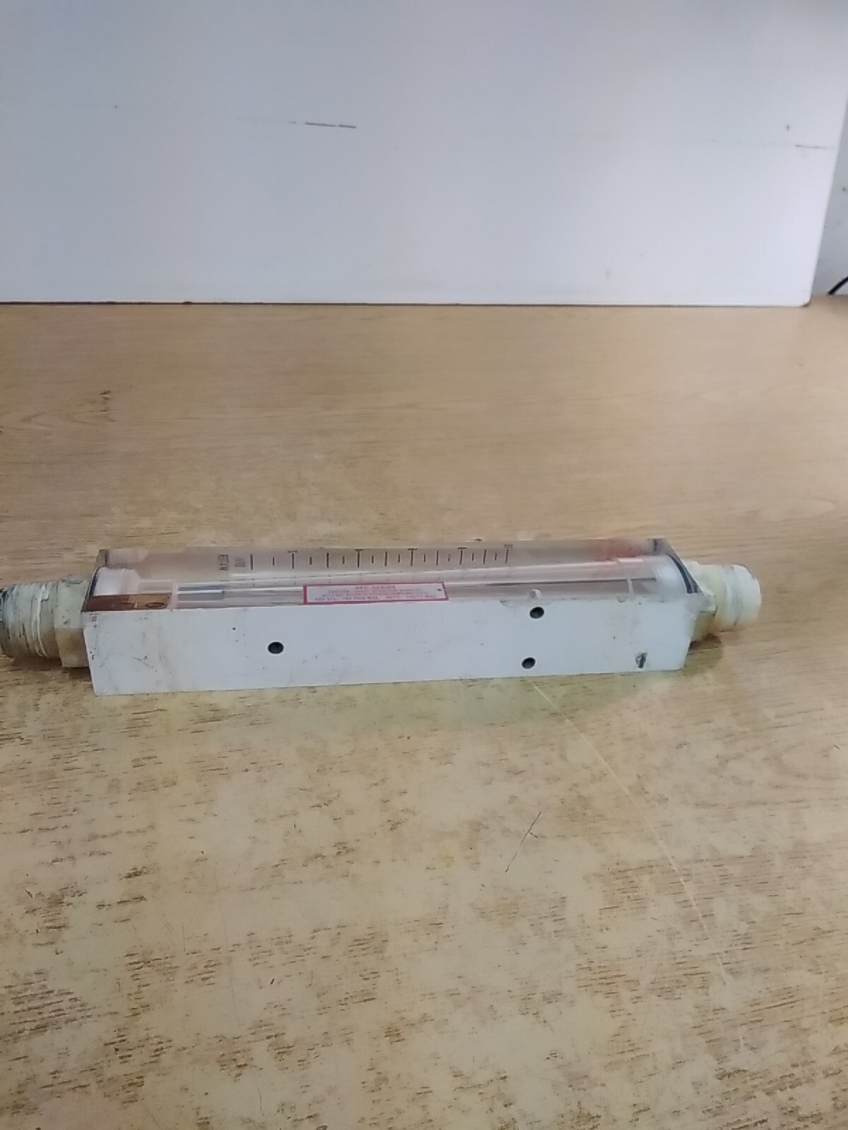 Dwyer Unknown Part # VFC Series 1-10 GPM Water Flow Meter 100 PSIG MAX