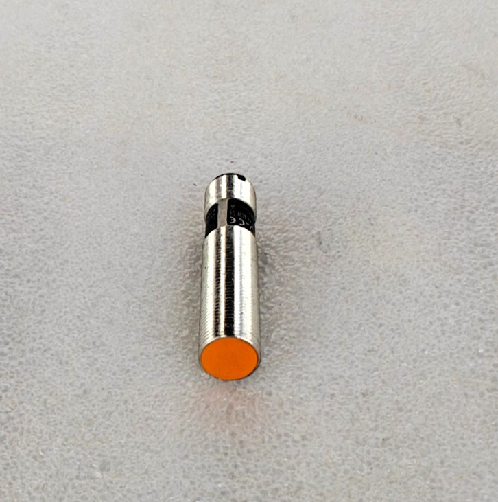 IF5711 IFM Electronic Effector Inductive Proximity Sensor