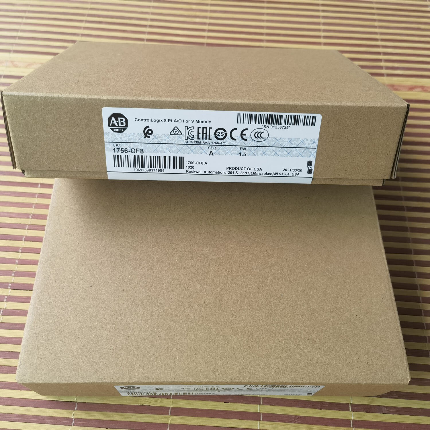 New Factory Sealed AB 1756-OF8 SER A ControlLogix PLC Output Module