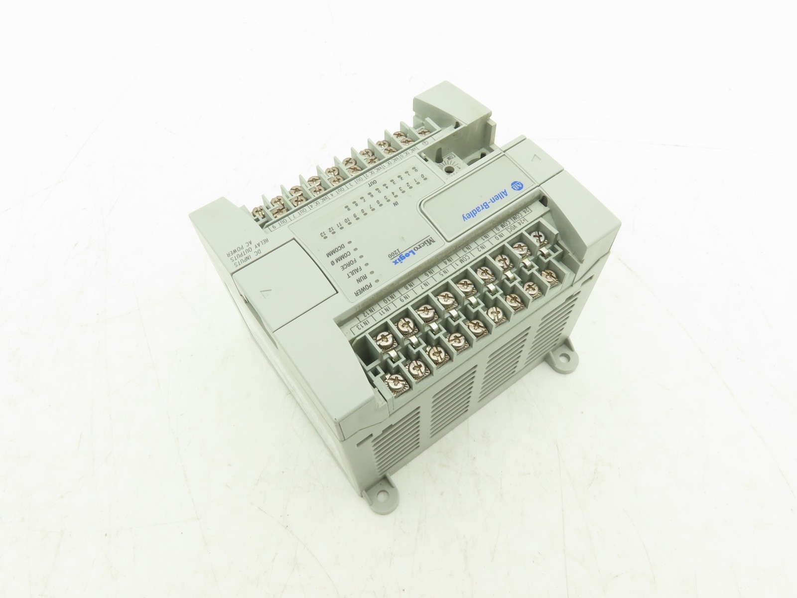 Allen Bradley 1762-L24BWA MicroLogix 1200 PLC Controller I/O Module Ser C Rev B
