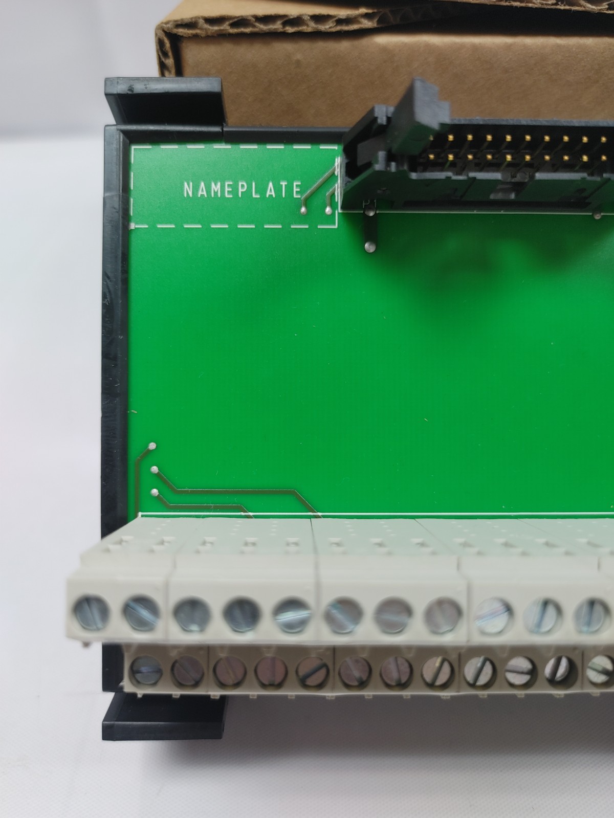 Allen Bradley 1492-IFM20F-2 Interface Module FNOB