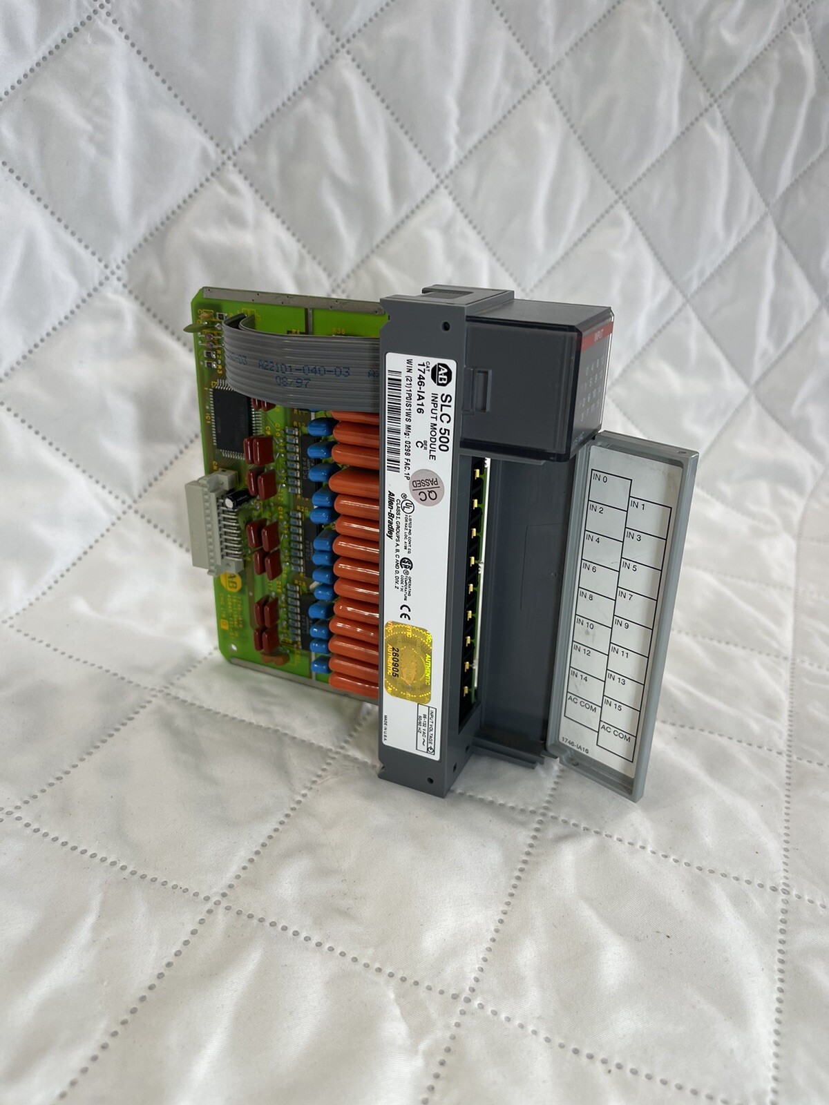 ALLEN BRADLEY 1746-IM16 C AB SLC 500 PLC INPUT MODULE New with not box Ser: C