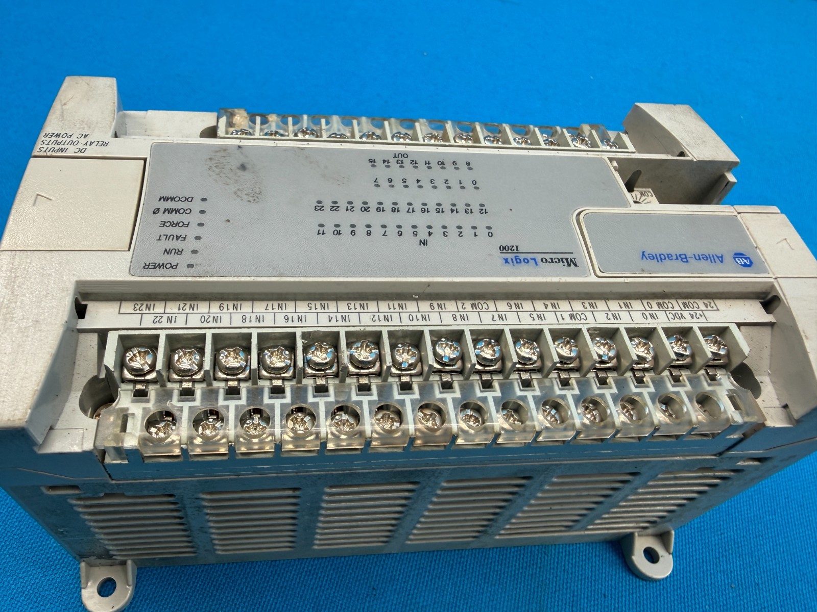 Allen-Bradley 1762-L40BWA MicroLogix 1200 40-Point Controller