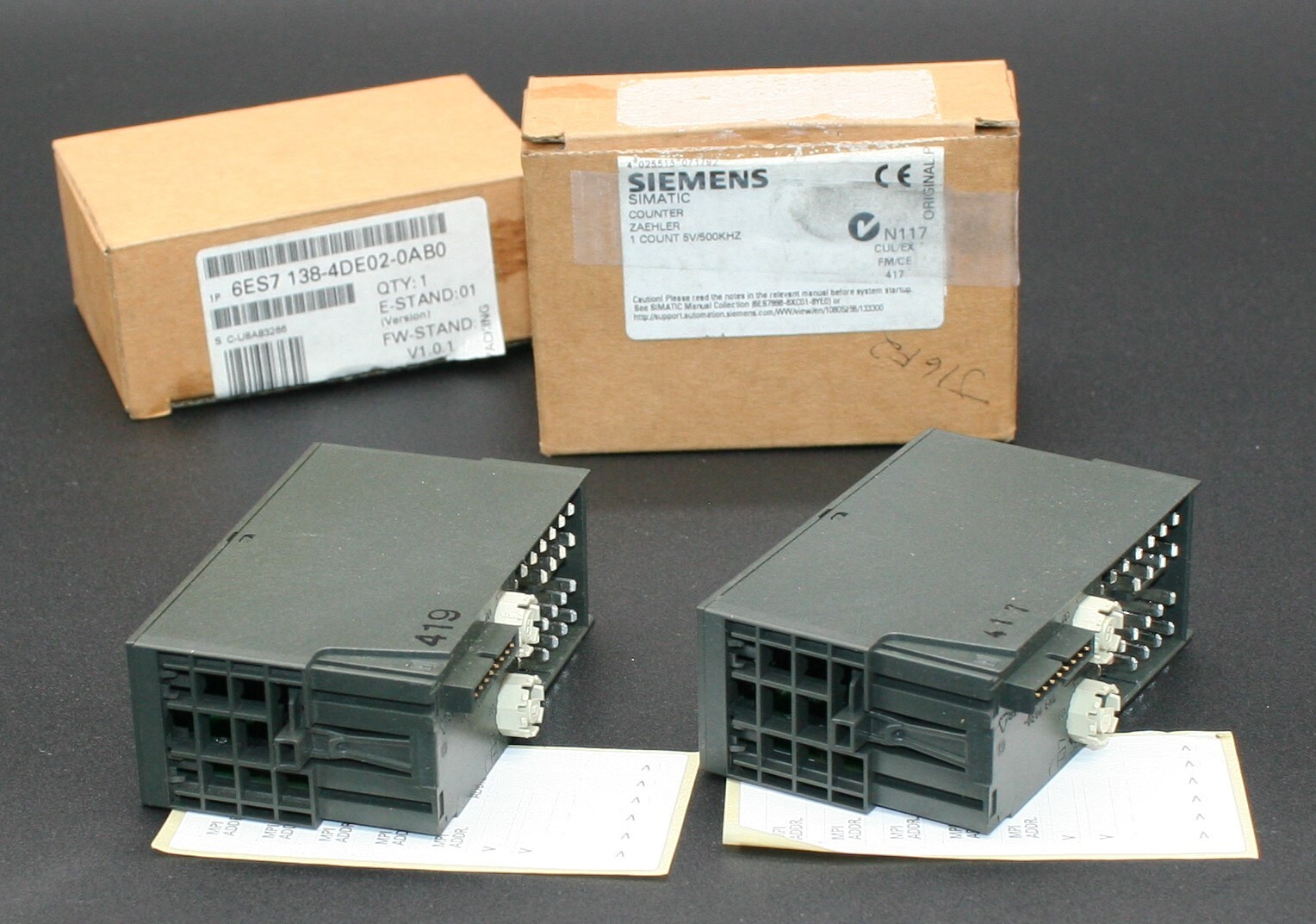 One (1) SIEMENS 6ES7-138-4DE02-0AB0 N117 Simatic Counter ET 200S 24V Germany NEW