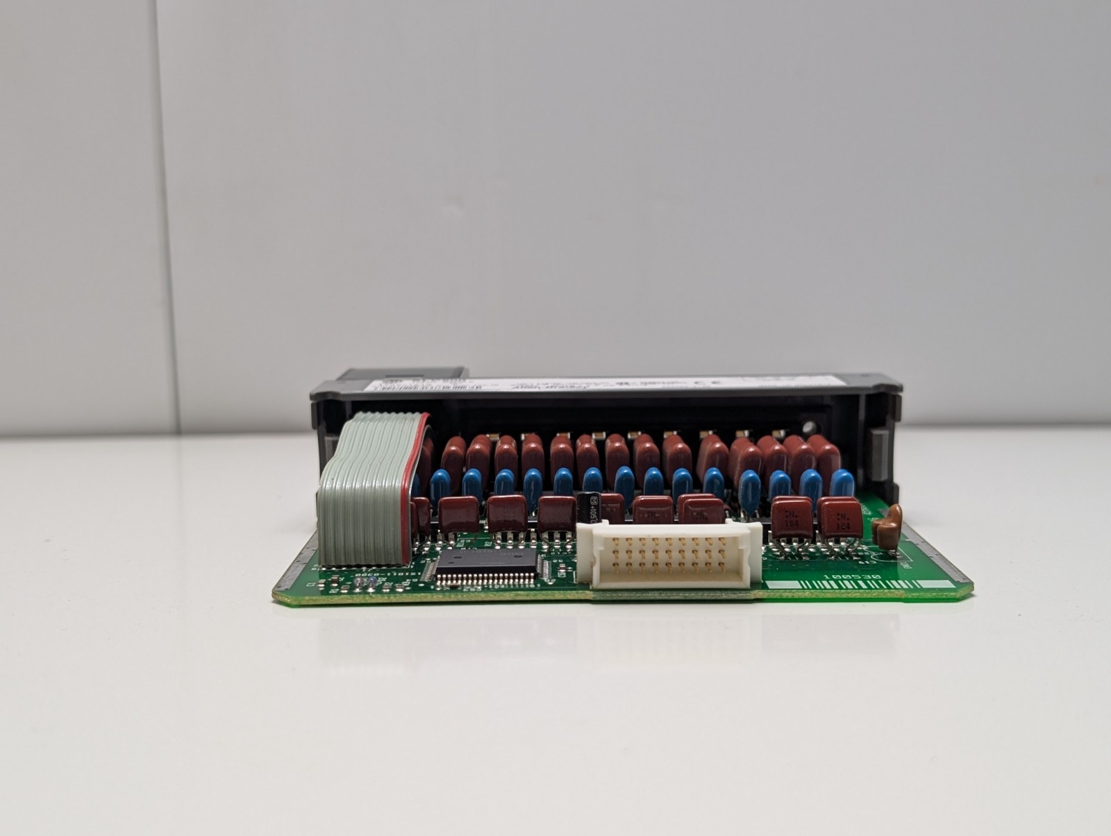 ALLEN-BRADLEY 1746-IA16 INPUT MODULE SLC-500 SER. C