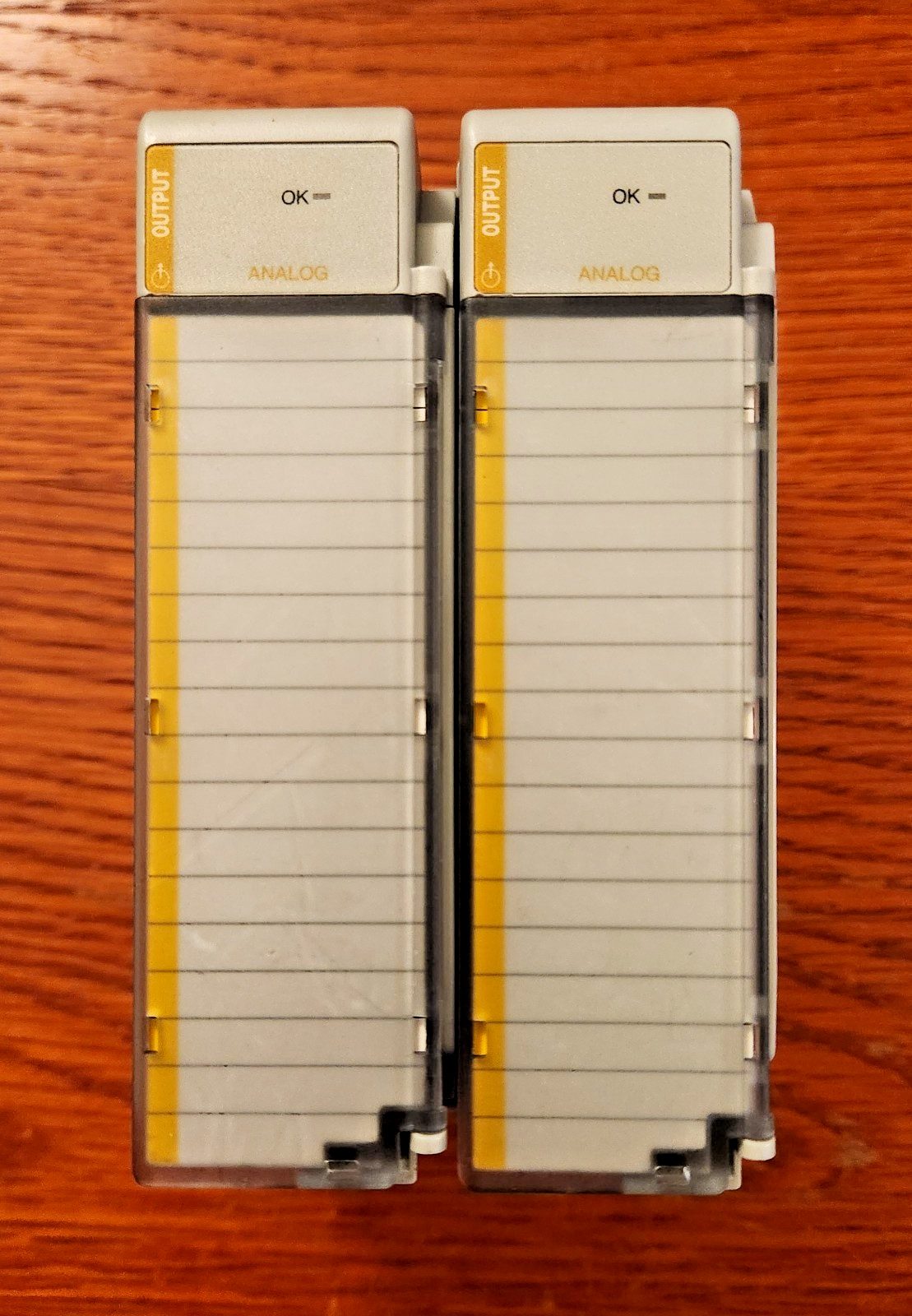 Allen-Bradley 1769-OF2 /B Analog Output Module for Compact I/O