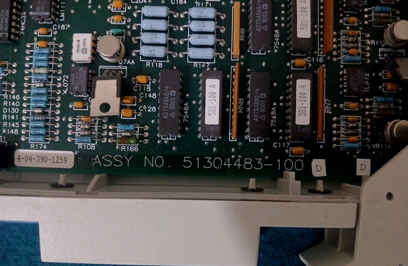 HONEYWELL ANALOG OUTPUT 51304483-100 NEW OPEN BOX