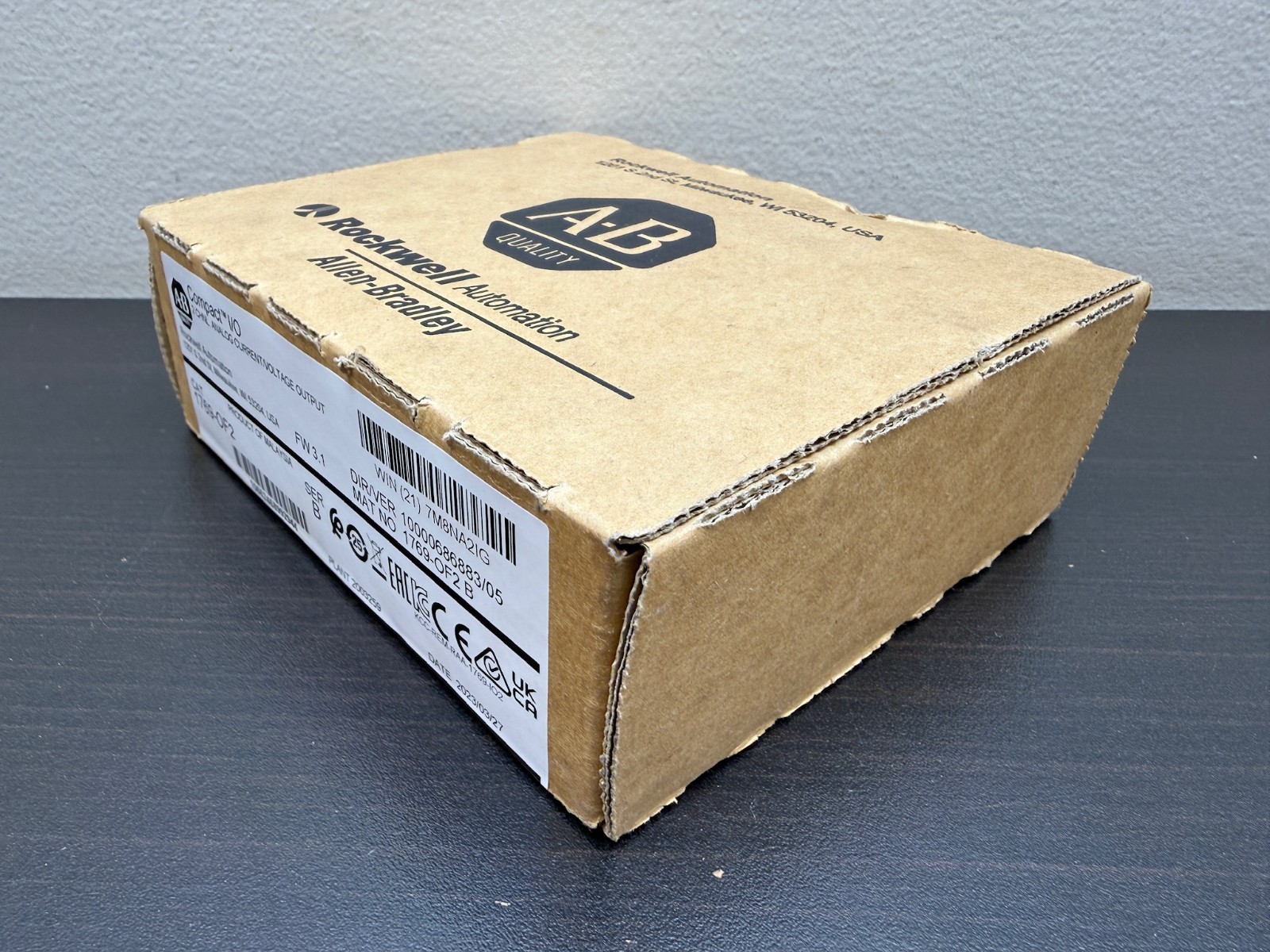 NEW SEALED Allen Bradley 1769-OF2 Analog Output Module CompactLogix PLC