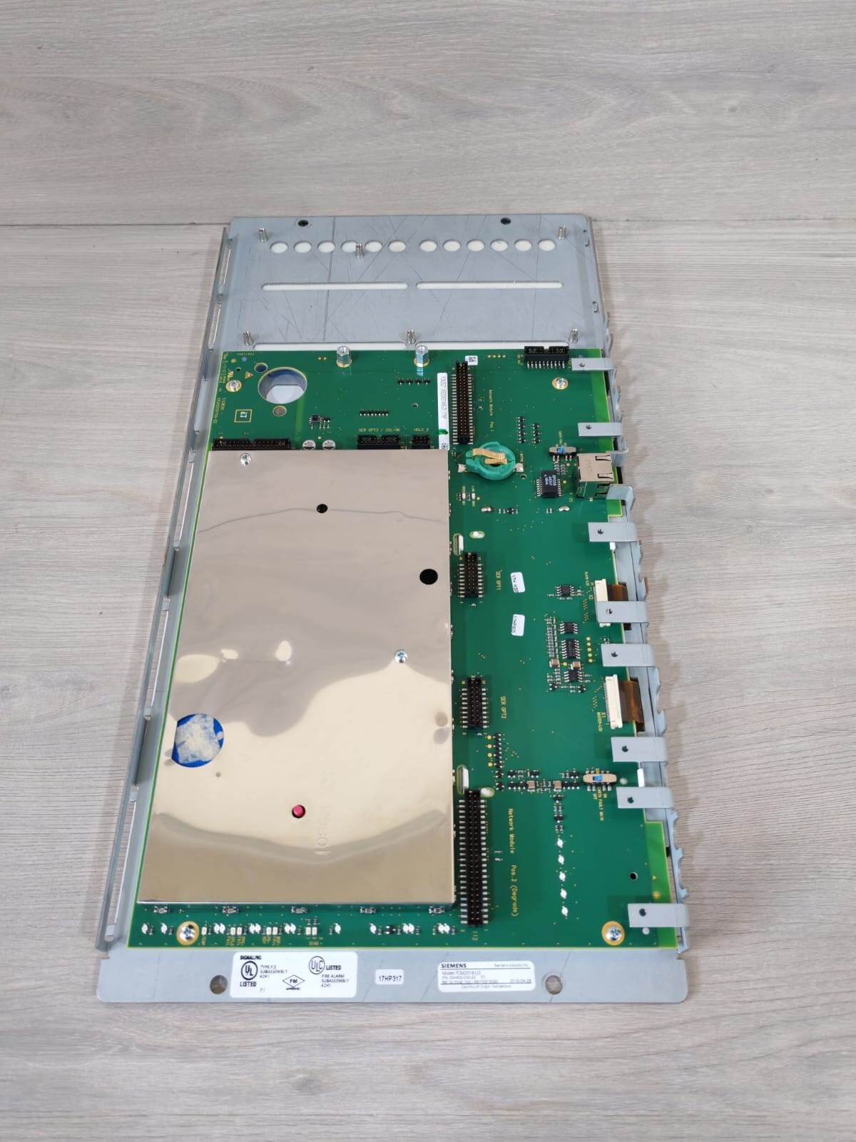 SIEMENS FCM2018-U3 P/N S54400-C40-A2 FIRE ALARM OPERATOR INTERFACE PANEL