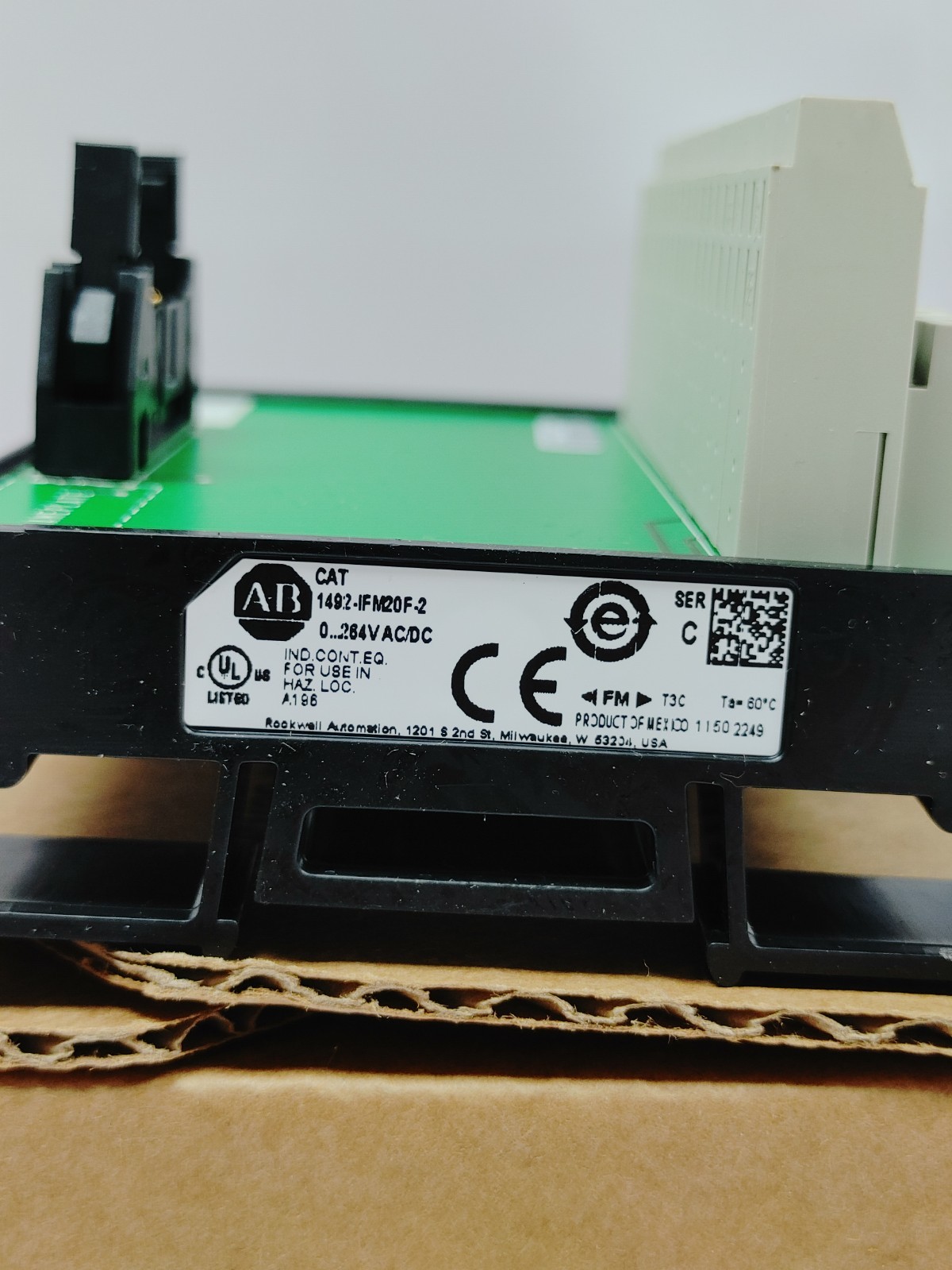 Allen Bradley 1492-IFM20F-2 Interface Module FNOB