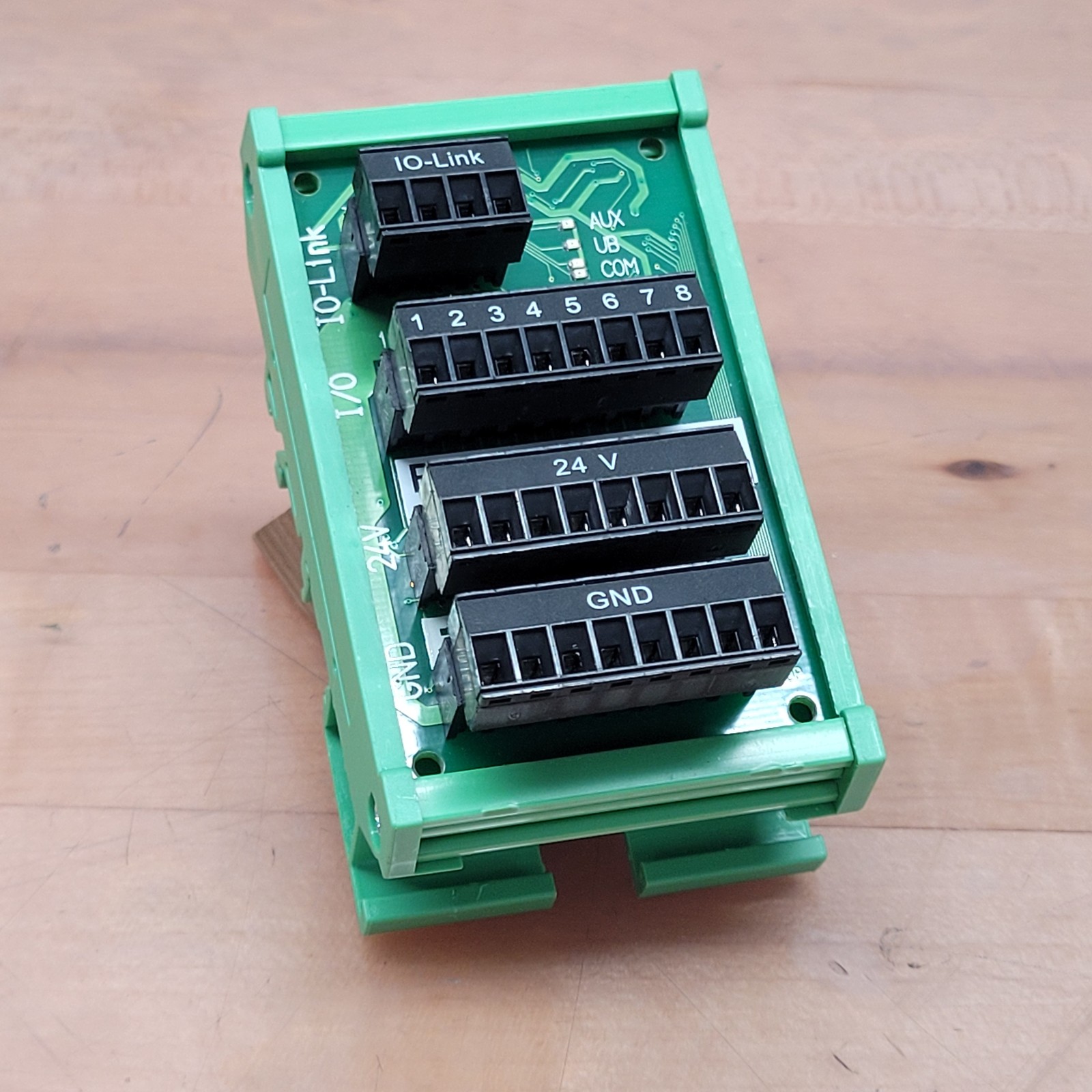 Balluff BNI007P Active Splitter, IO-Link 1.0, Input/Output 8, PVC Housing – USED