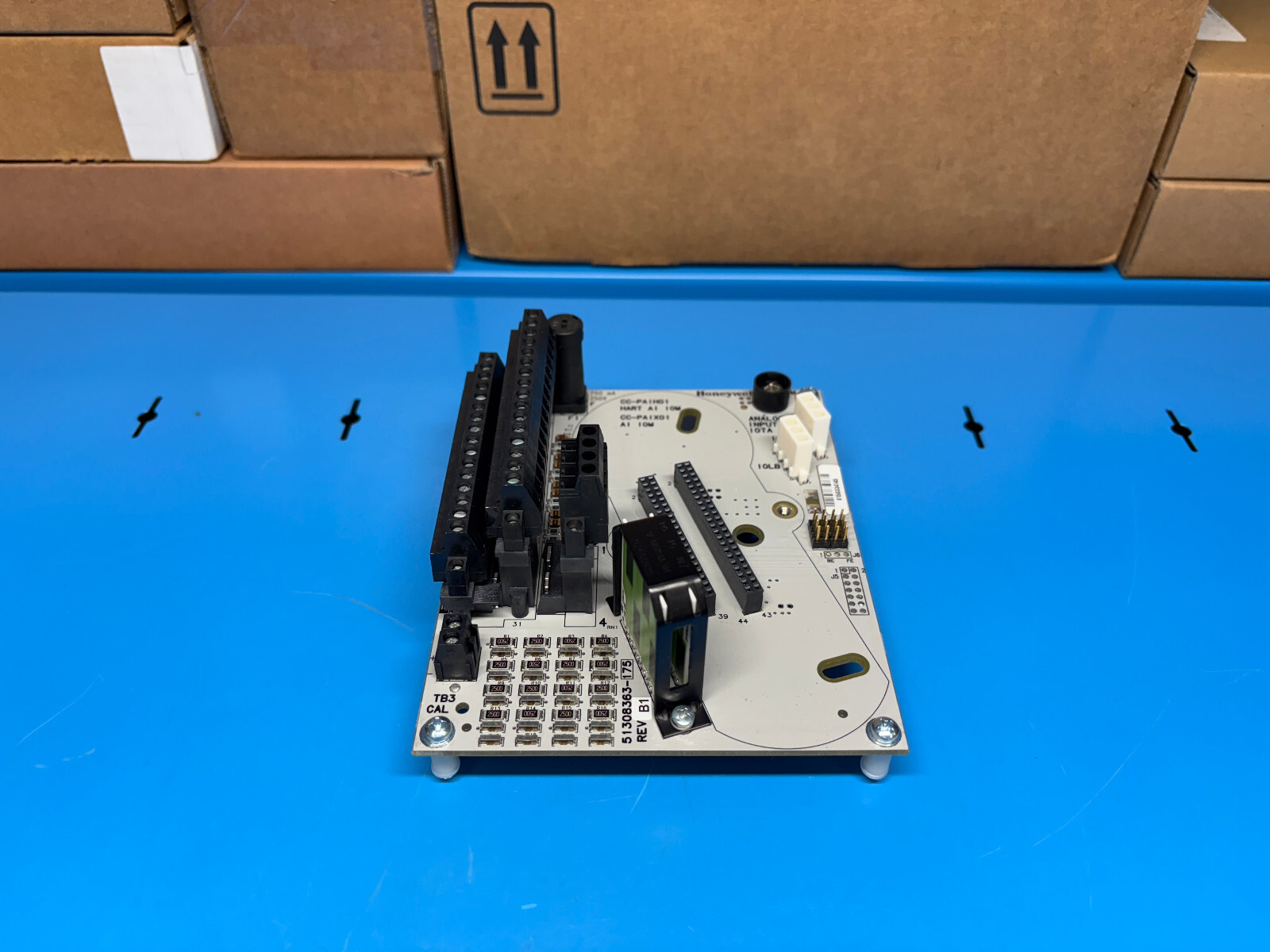 Honeywell CC-TAIX01 Analog Input Board for CC-PAIX01 Modules – NEW OPEN BOX