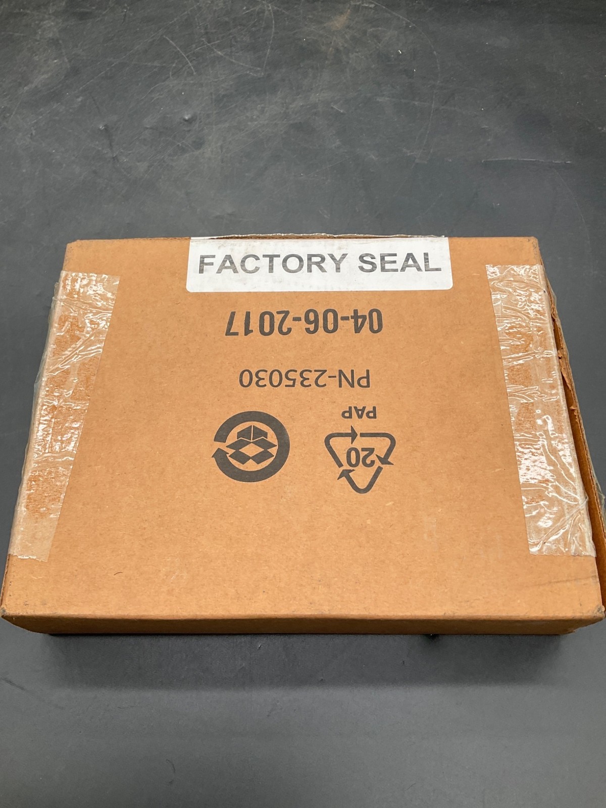 ALLEN-BRADLEY 1756-IF8 Analog Input Module Series A NEW