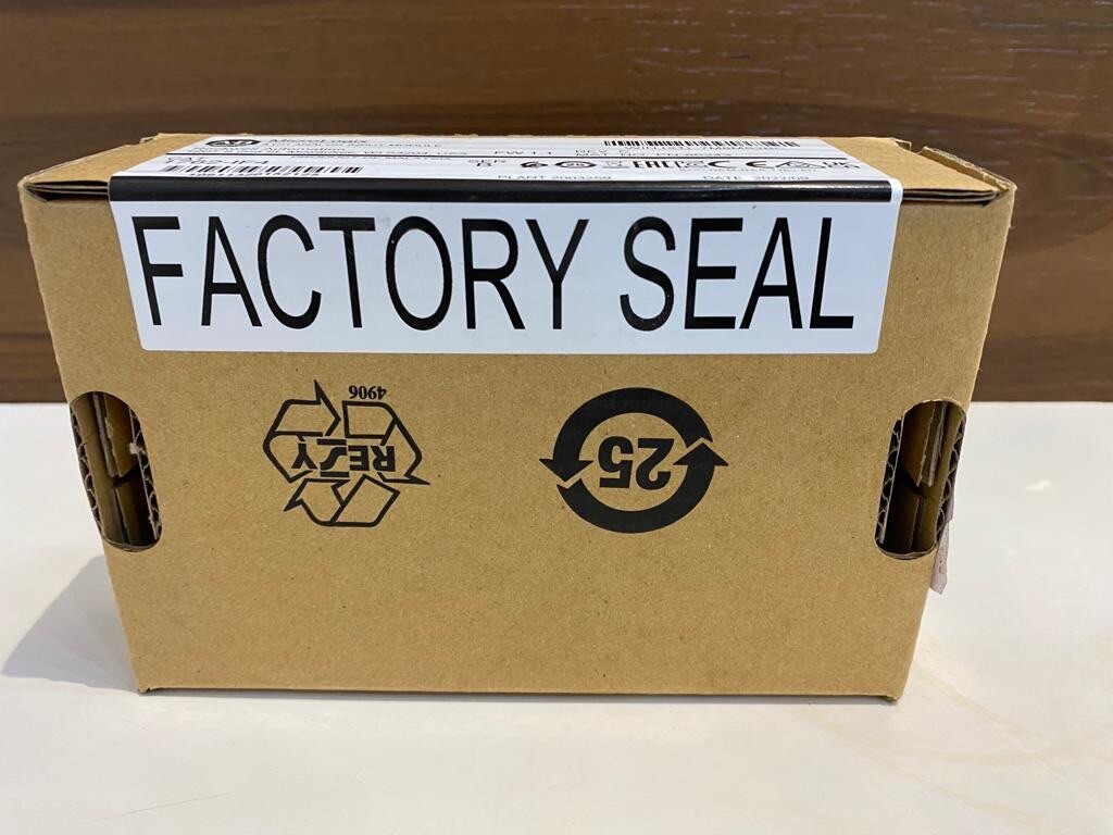 NEW Original Allen-Bradley 1762-IF4 1762IF4 AB PLC Module Controller