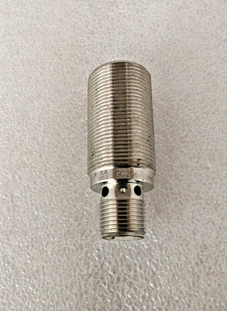 IGC206 IFM Effector Inductive Proximity Sensor