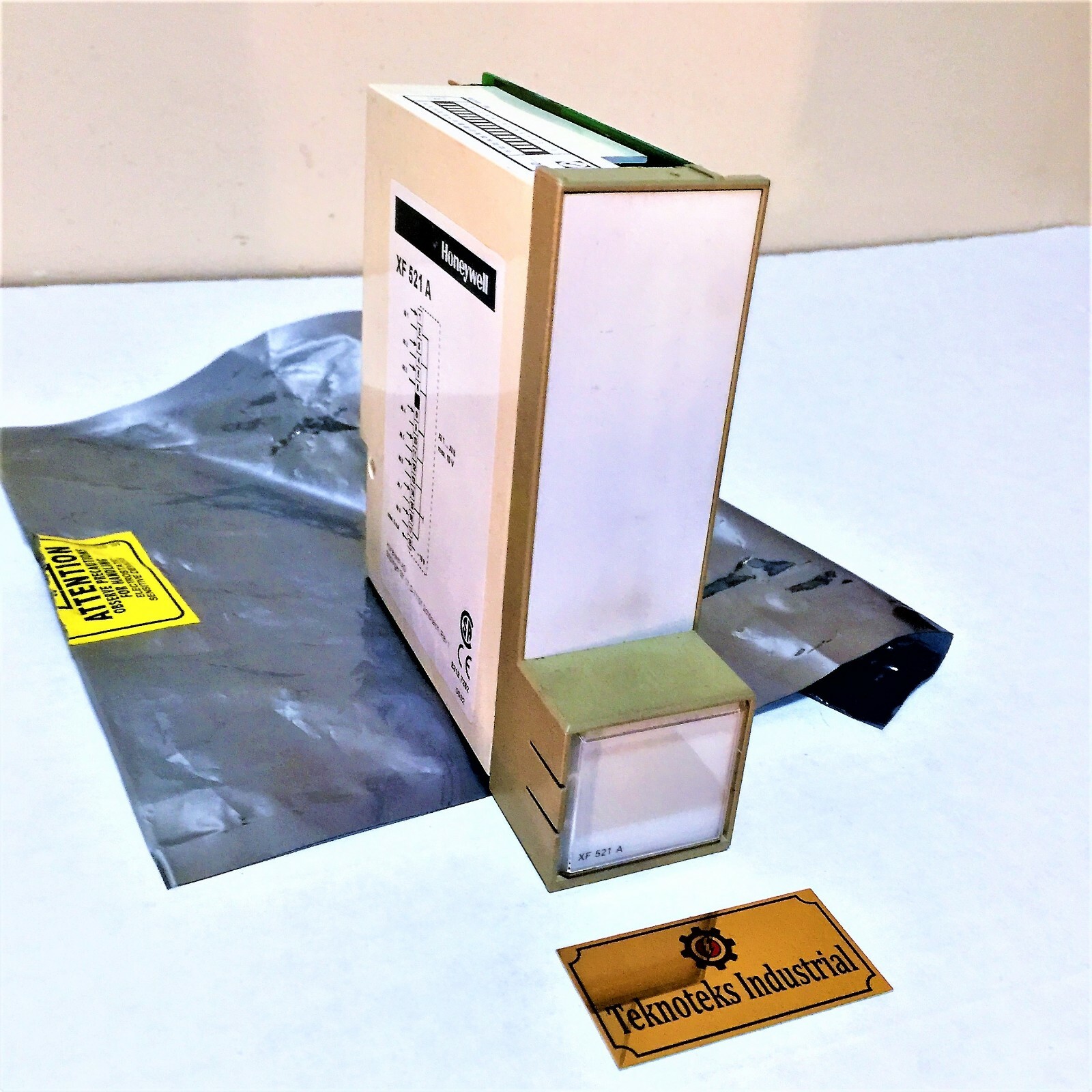 HONEYWELL XF521A ANALOG INPUT MODULE (NEW)