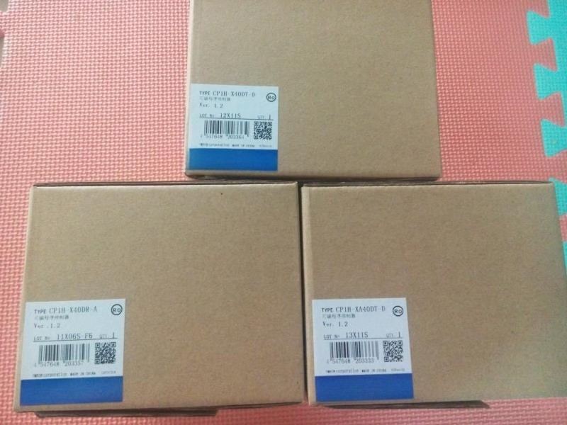 For Omron CP1W-40EDT CP1W40EDT PLC Module In Box