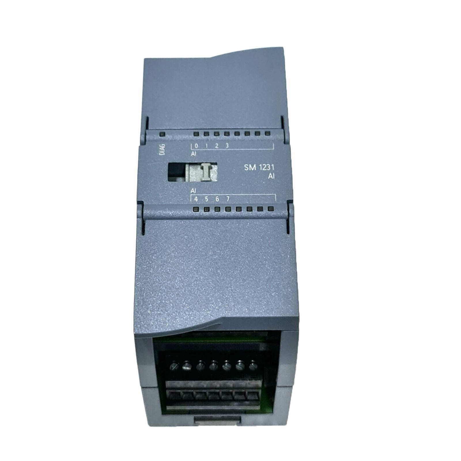 1PCS New SIEMENS 6ES7 231-4HF32-0XB0 6ES7231-4HF32-0XB0 Analog Expansion Modul