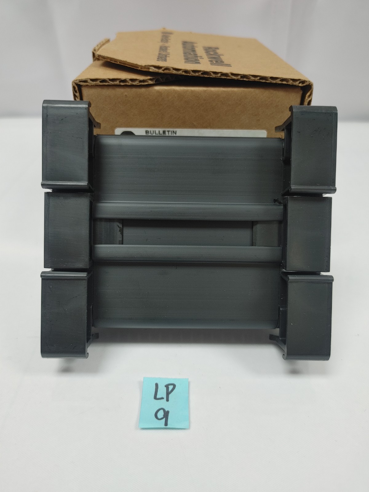 Allen Bradley 1492-IFM20F-2 Interface Module FNOB
