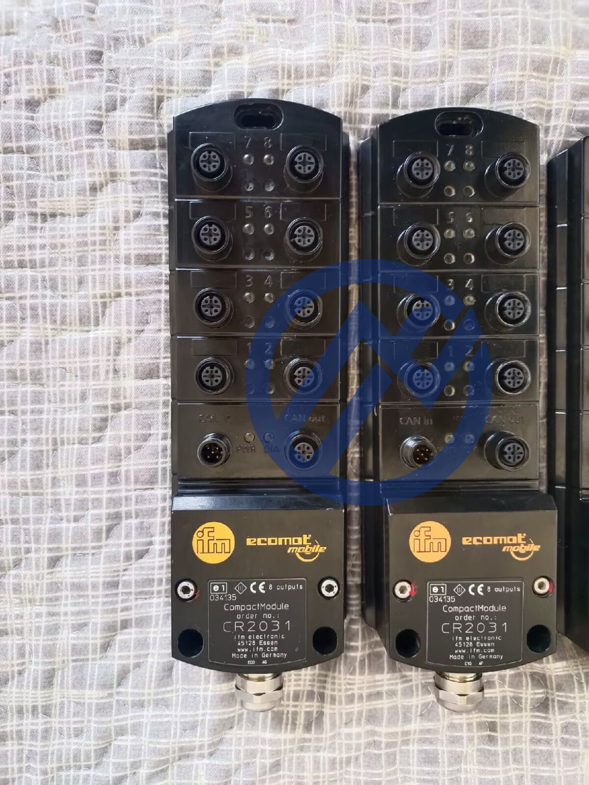 Used CR2031 output module IFM Expedited Express DHL