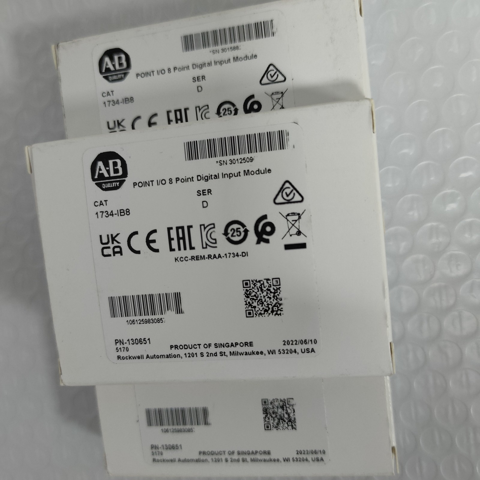 Allen-Bradley 1734-IB8 SER D 8Point Digital Input Module Allen Bradley 1734 IB8