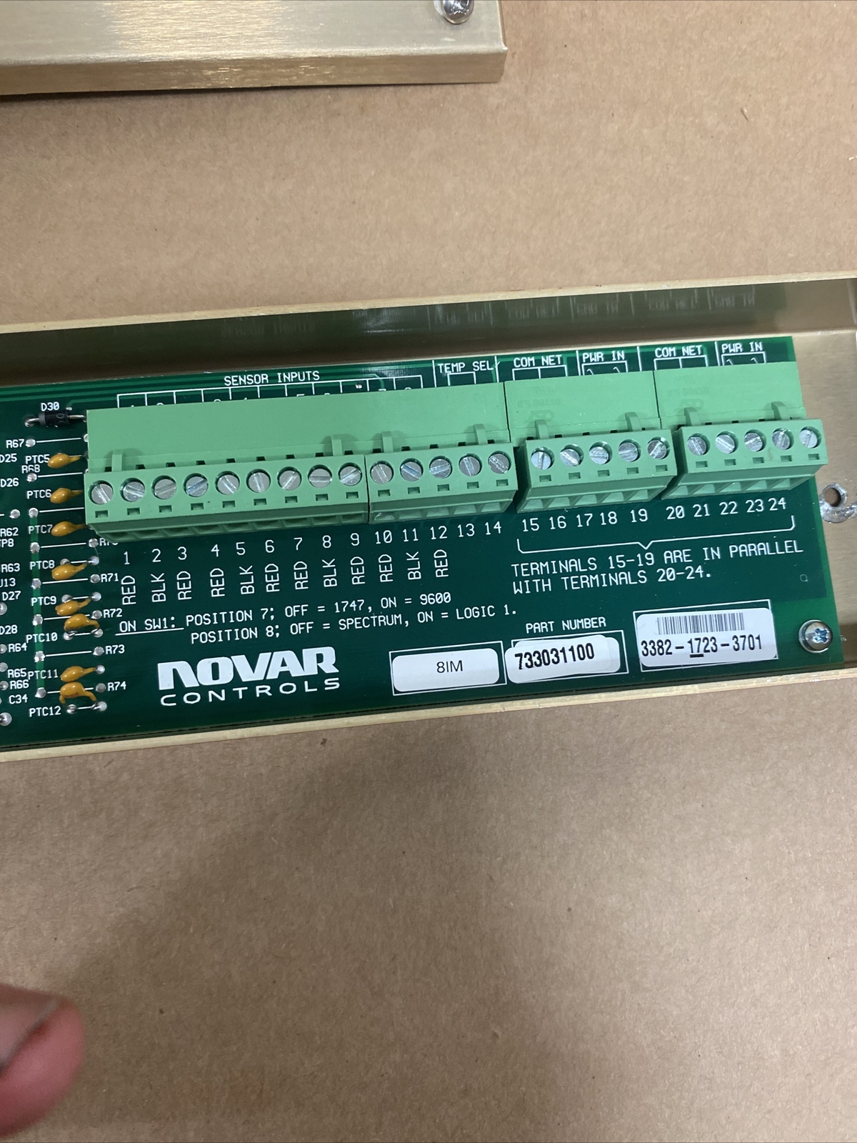 Honeywell Novar 733031100 8 Input Module