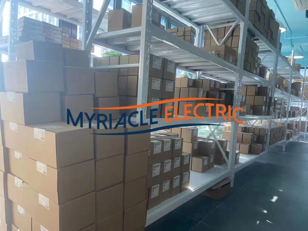 AB 1732E-16CFGM12QCR /A ArmorBlock 16Pt I/O Module New in Box Spot Goods