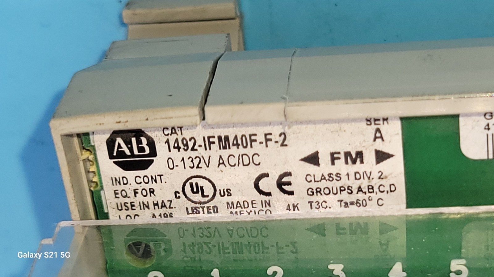 Allen Bradley 1492-IFM40F-F-2 Interface Module
