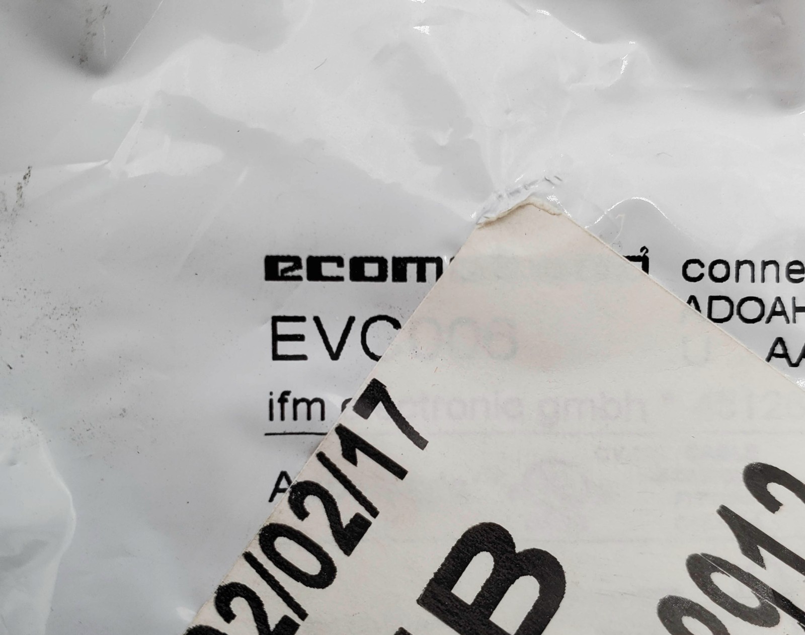 IFM EVC006 Ecomat 400 5-Pin Female Cordset 250VAC 300VDC 4A AWG 22