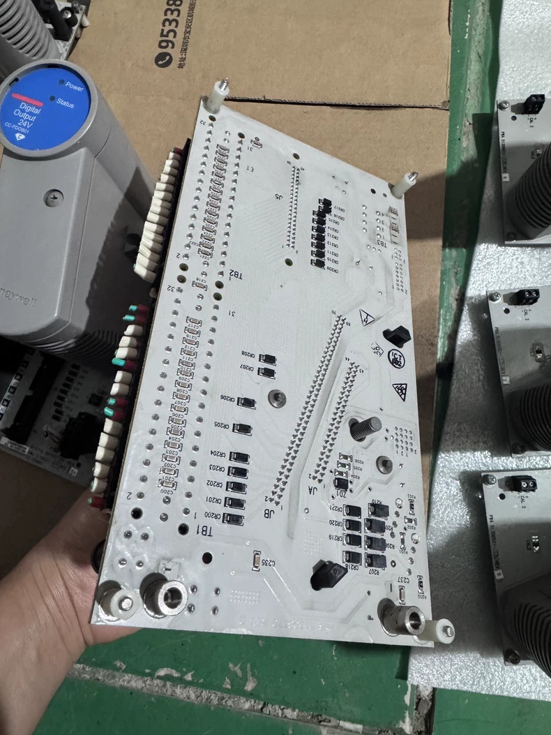 Honeywell CC-PDOB01 Control Board Module New 1PCS