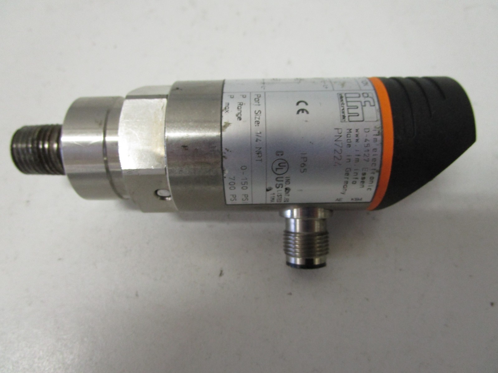 IFM EFECTOR 7224 PRESSURE SENSOR SWITCH – USED – FREE SHIPPING