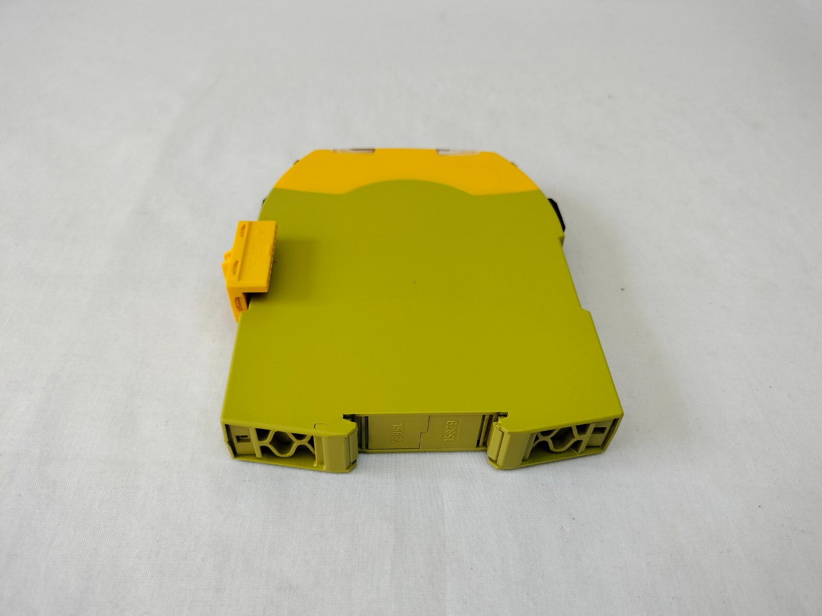 Pilz PNOZ s7 24VDC 4n/o 1n/c PNOZs724VDC4no1nc Safety Relay Made in Germany