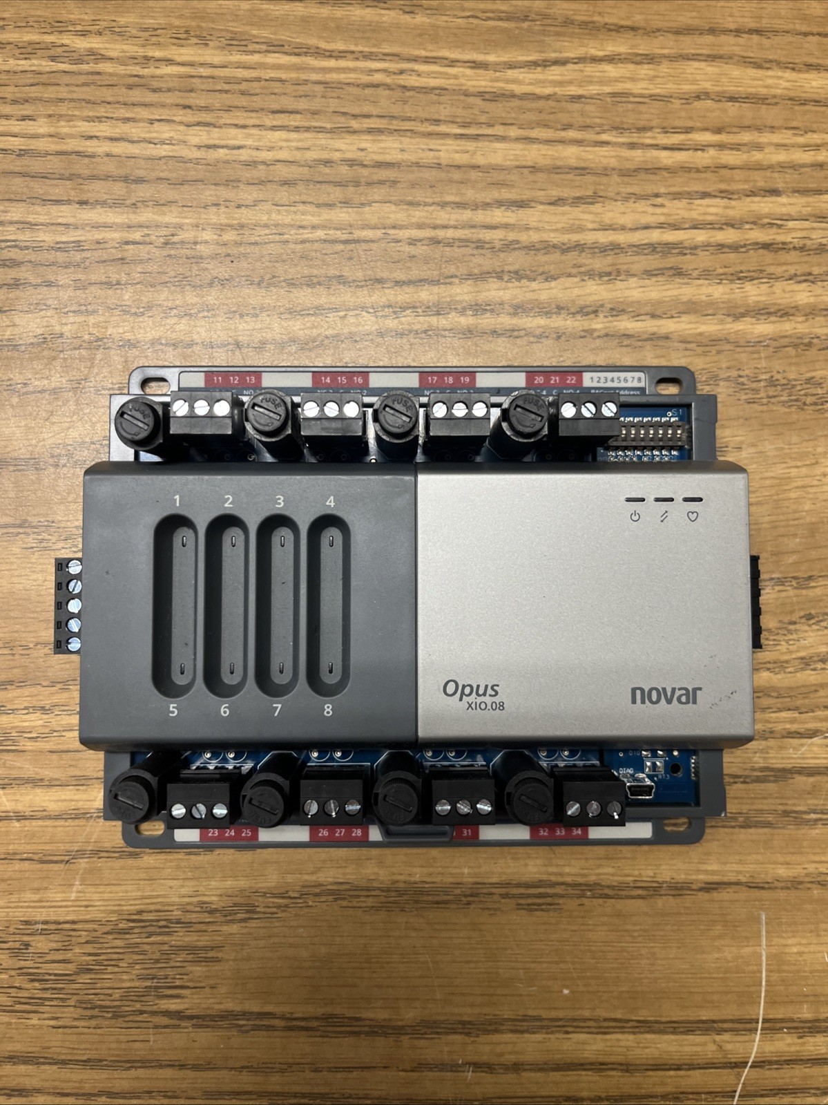 Novar Opus XiO.08 Control Unit XIO-8DO-B