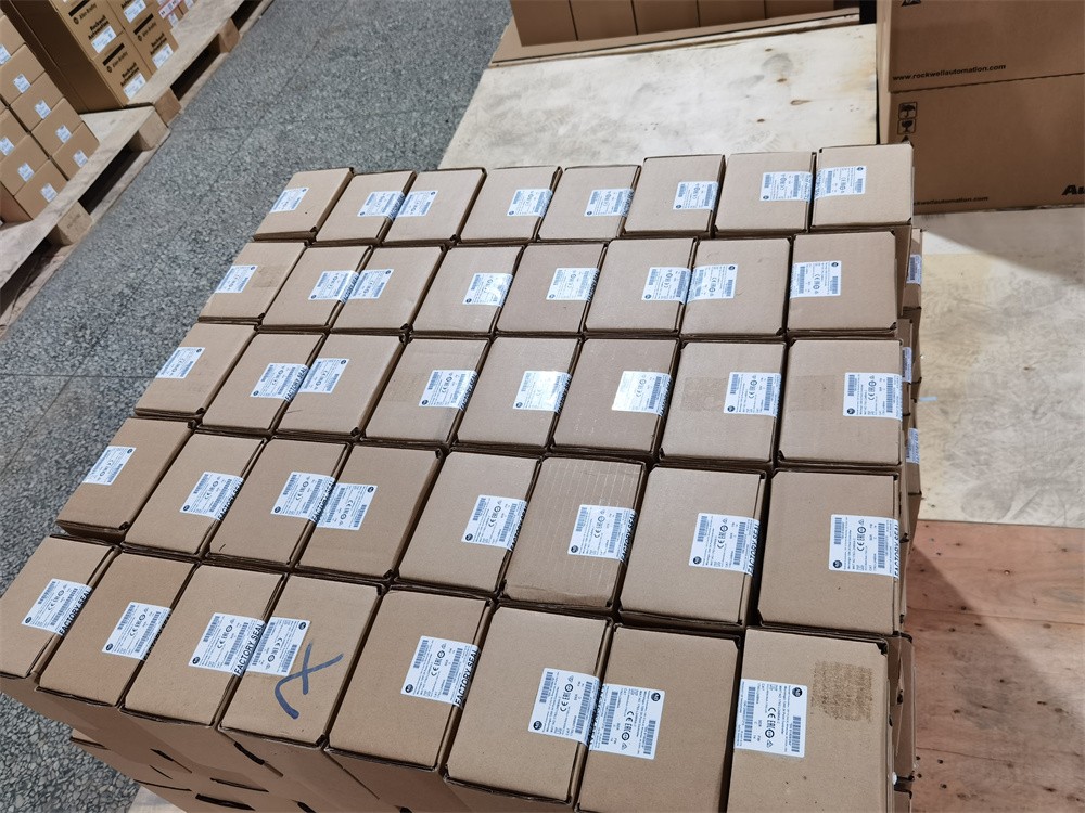 1756-OF8 Control Logix 8 Point A/O I or V Module Fast Delivery Sealed in Box AB