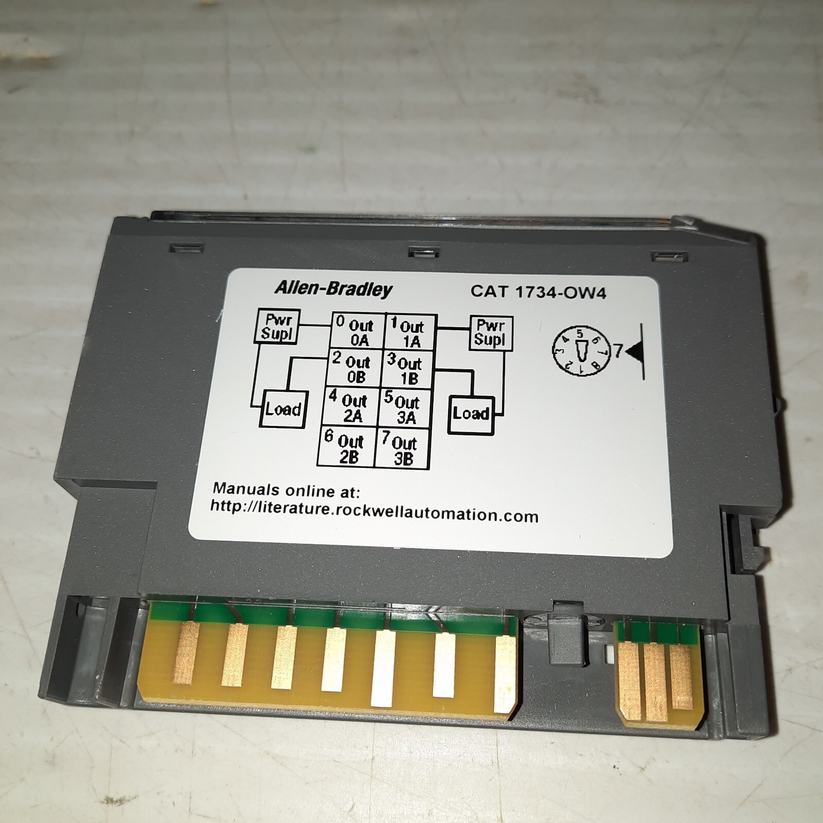 Allen Bradley 1734-OW4 I/O 4 Point Digital Output Module Ser. C New in Box