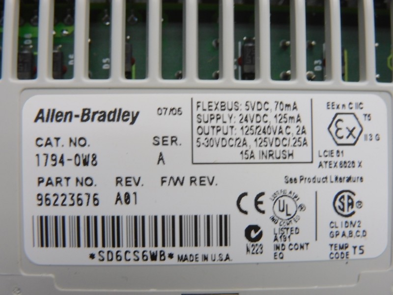 ALLEN BRADLEY 1794-OW8 SER. A REV. A01 125/240VAC 15A NSNP