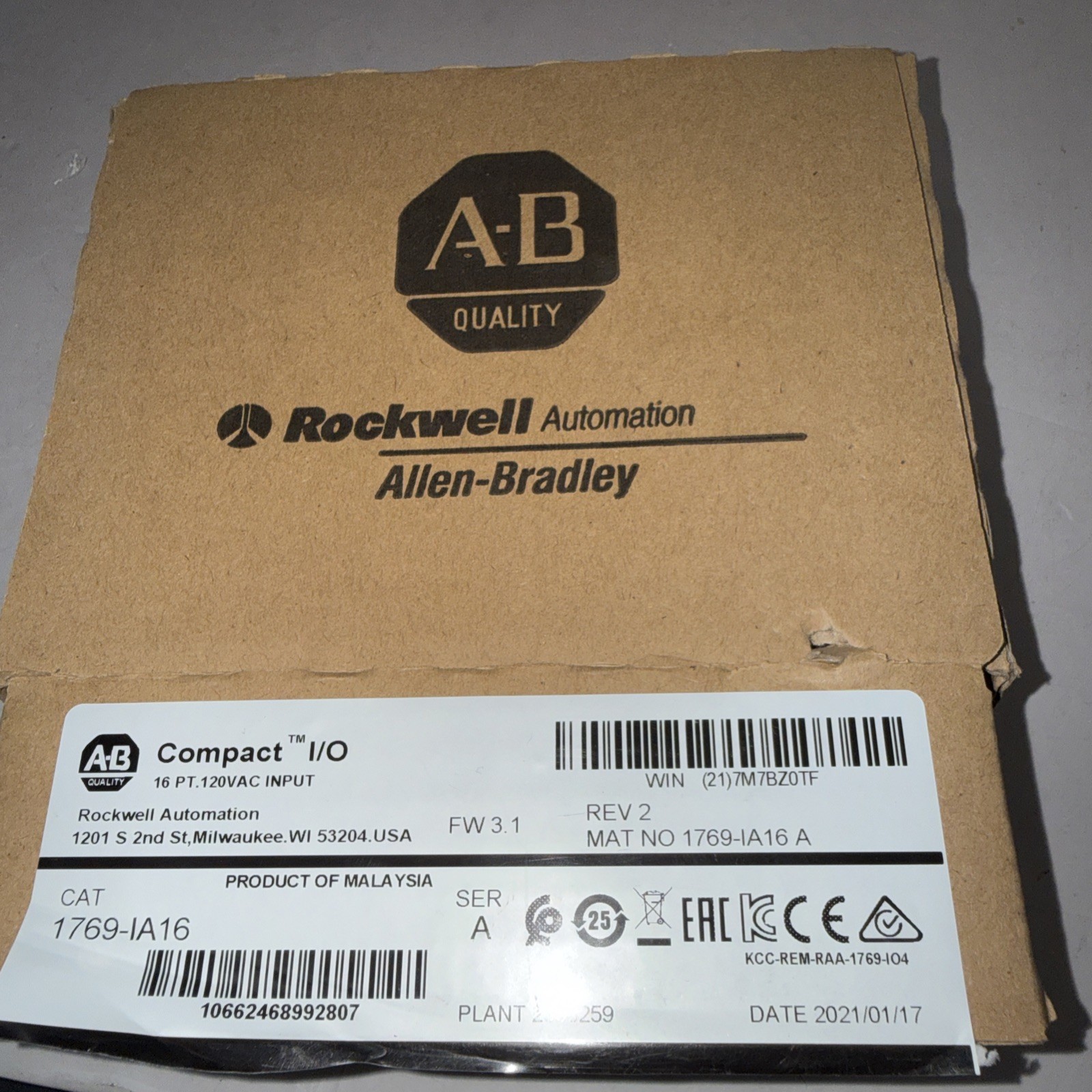New Allen Bradley 1769-IA16 CompactLogix 16 Point 120 VAC Input Module UPS