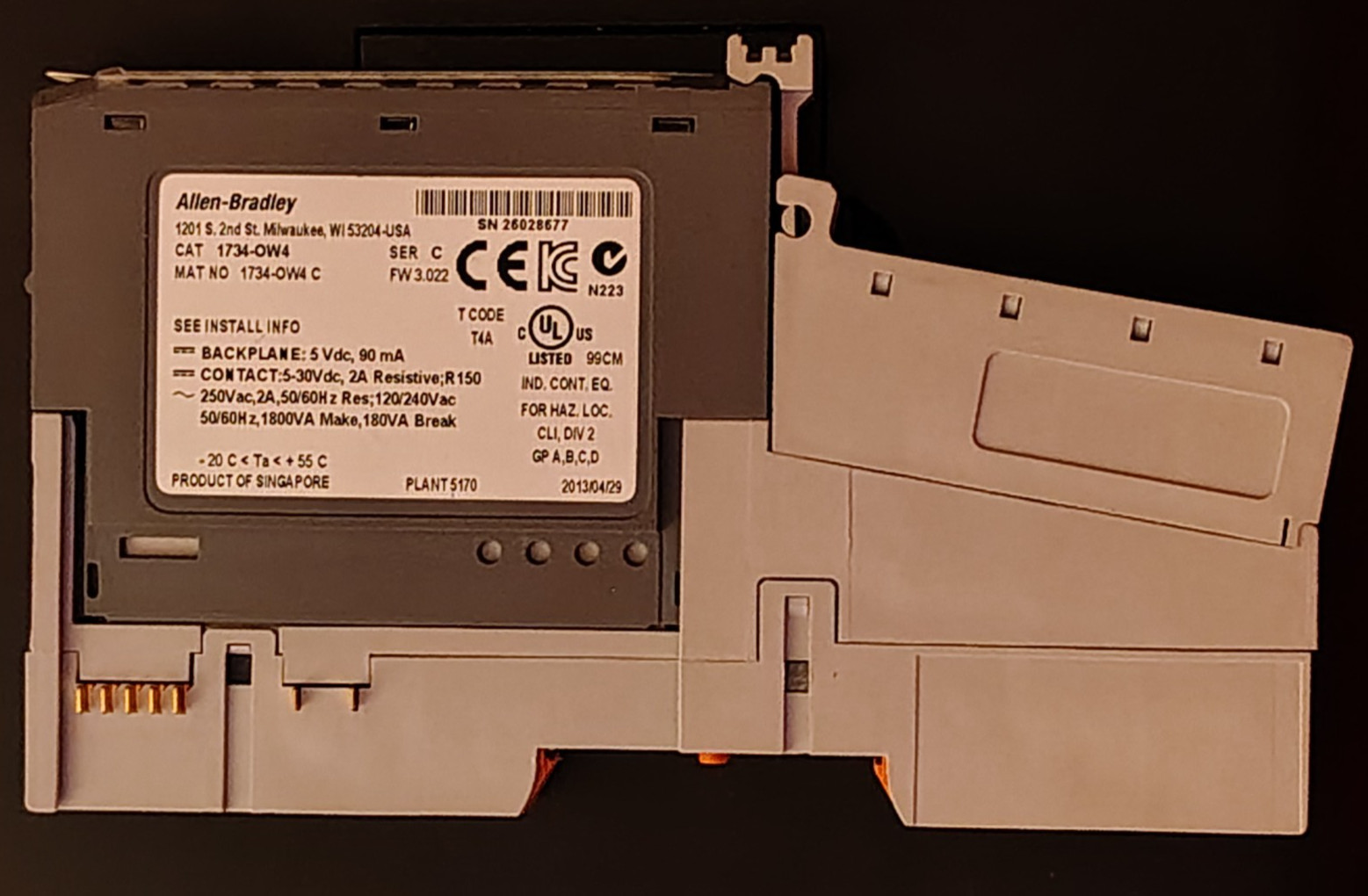 Allen-Bradley 1734-OW4/C Output Module 4 Channel w/ 1734-MB/A & 1734-RTBS/A