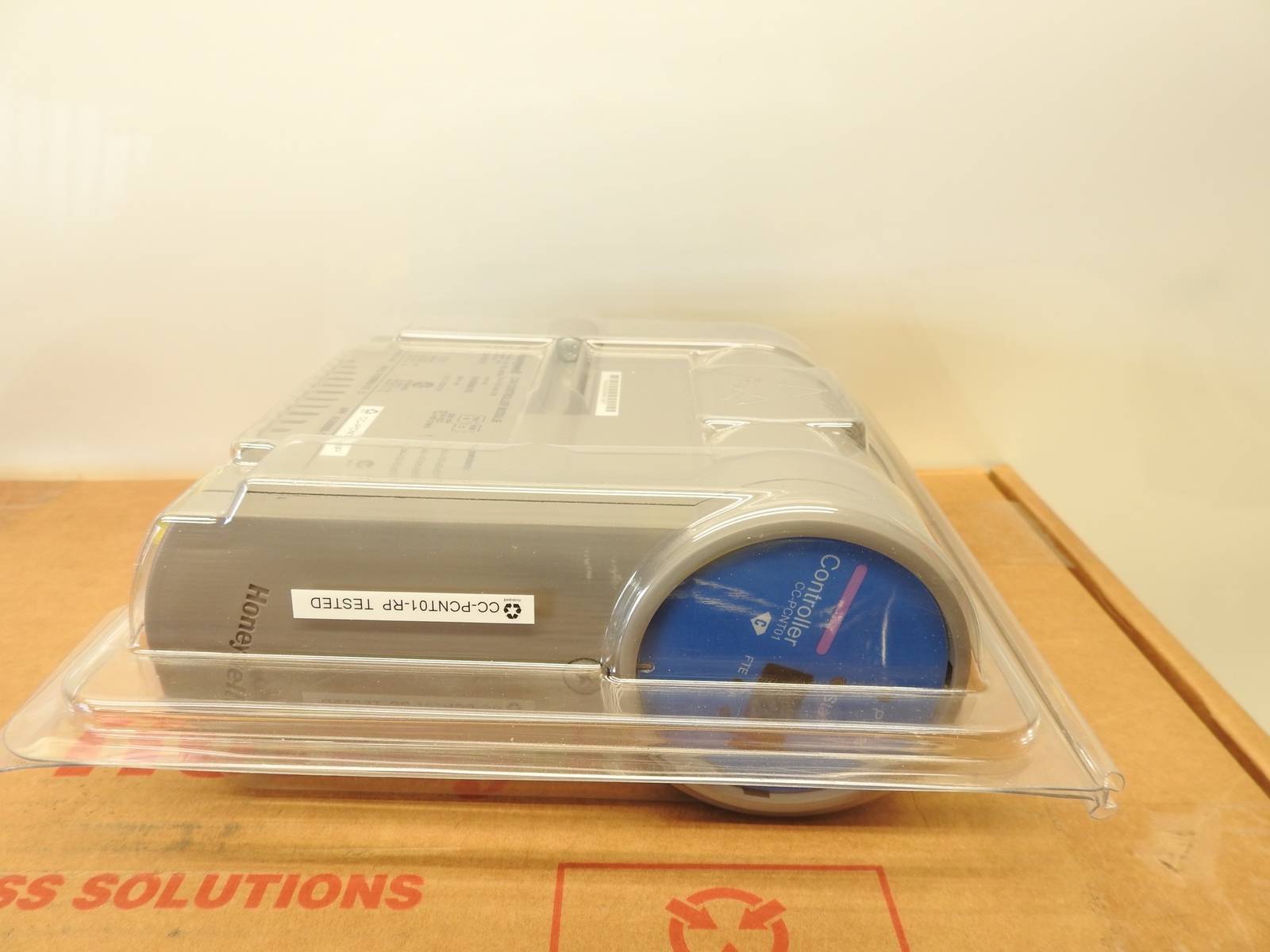 New Genuine Honeywell C300 Controller Kit 51405046-175 51308307 338285-009 5140