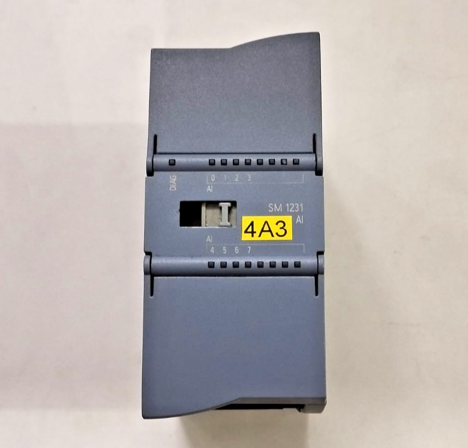 Siemens SIMATIC S7-1200 6ES7 231-4HF32-0XB0 SM 1231 Analog Input Module PLC