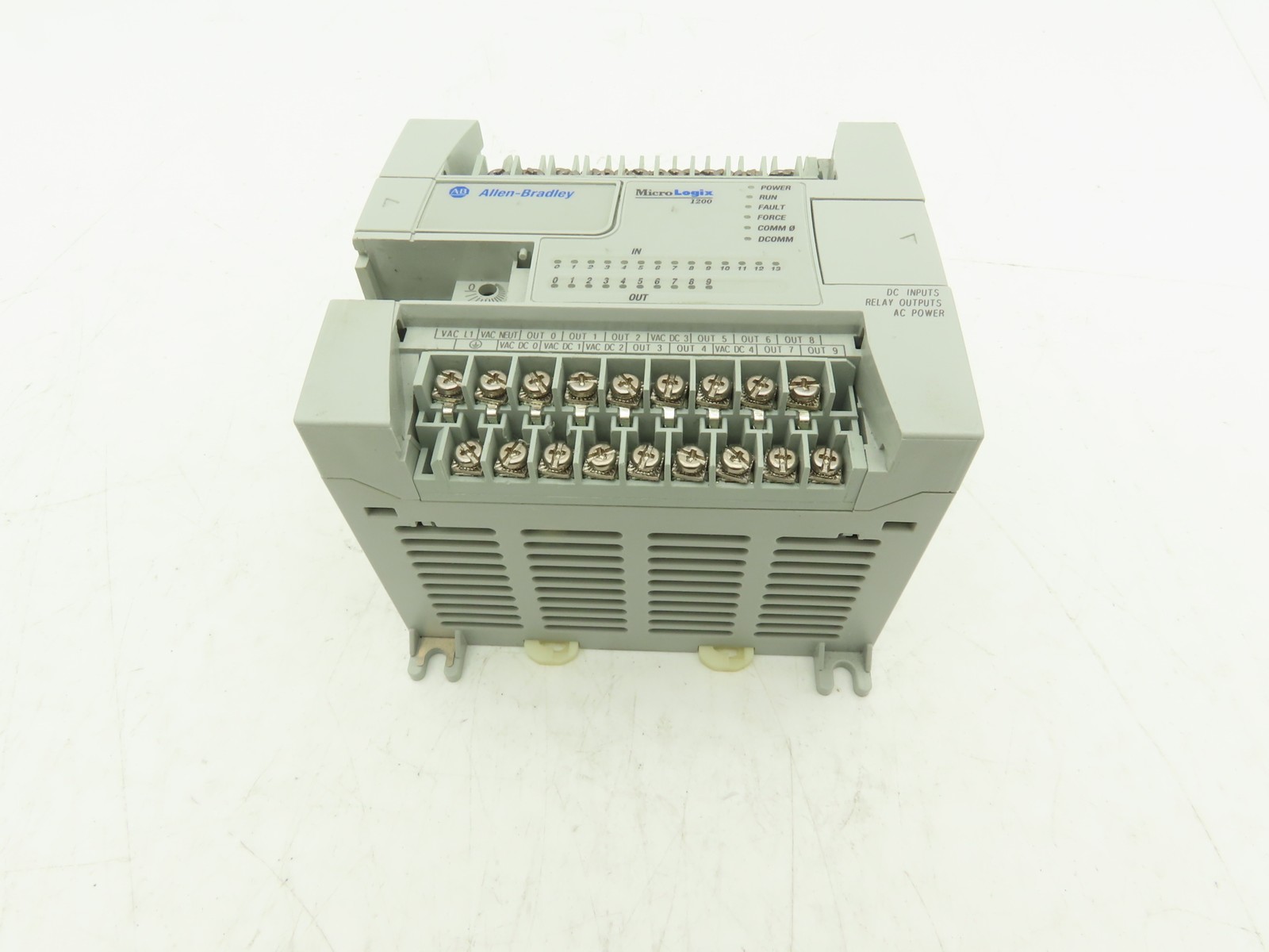 Allen Bradley 1762-L24BWA MicroLogix 1200 PLC Controller I/O Module Ser C Rev B