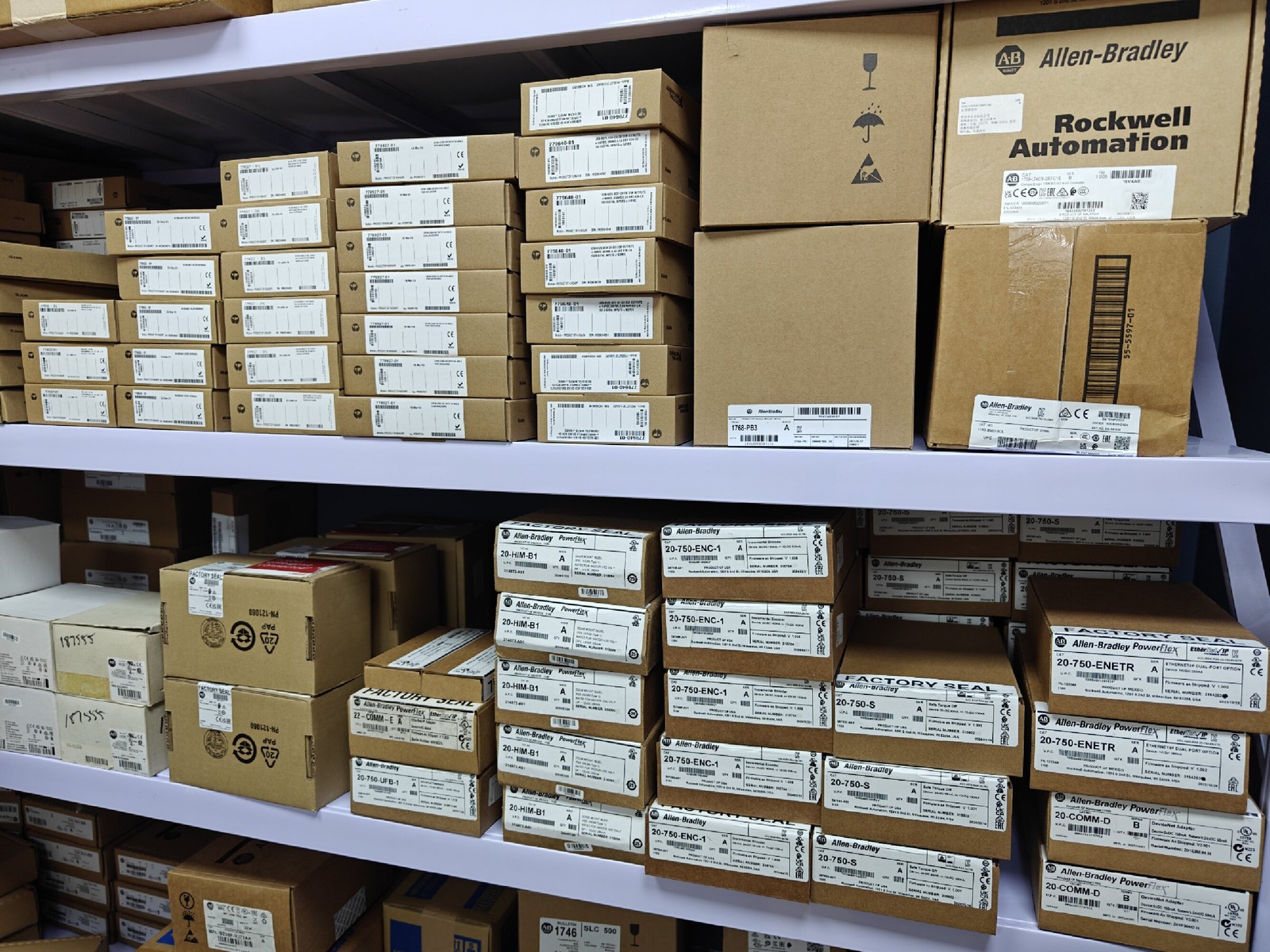 New Sealed AB 1756-IH16I Controllogix 16 Point Input Module Ser A